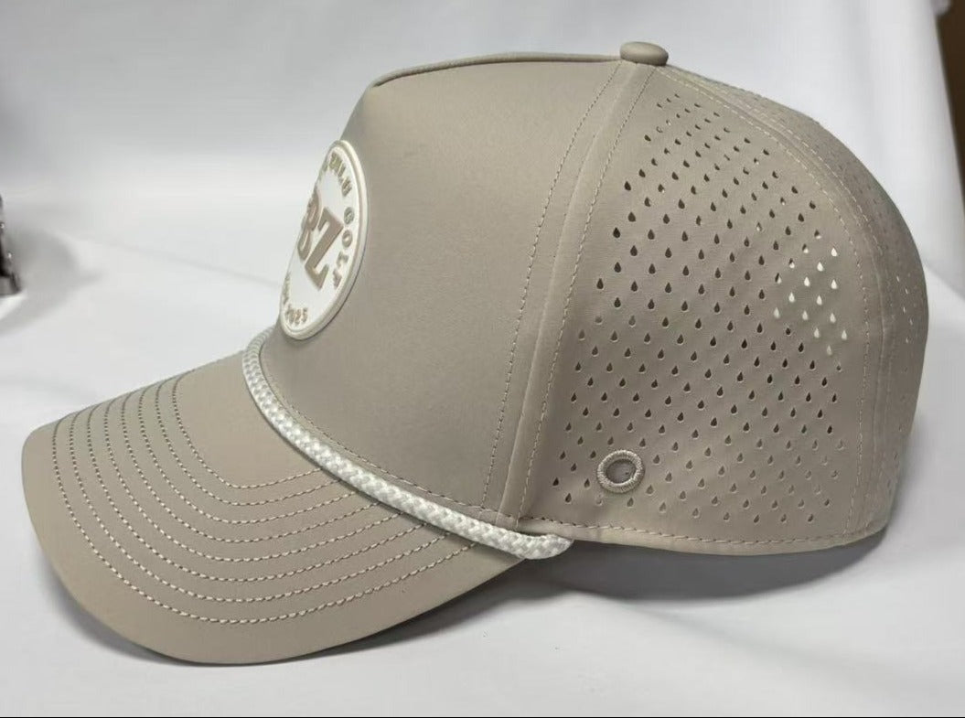 Performance hat - With tee holder