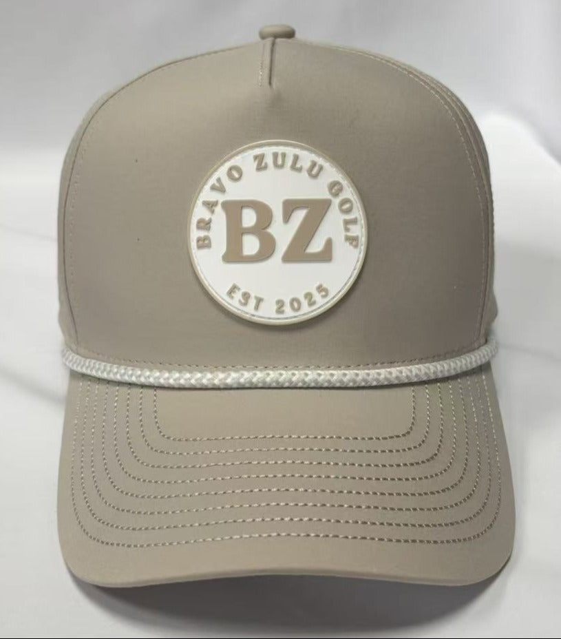 Performance hat - With tee holder